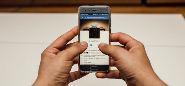 Complimentary mobile app
